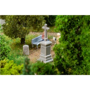 F180997 Krzyż przydrożny i kamień graniczny